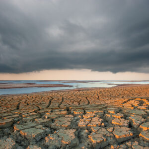 Climate change risk in coastal areas and estuarine-based adaptation strategies